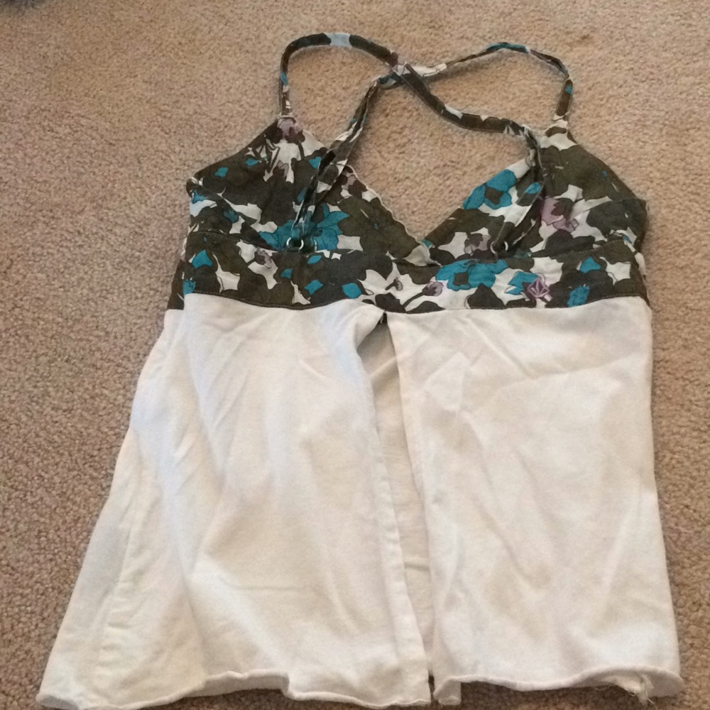 Volcom top - Picture 3 of 4